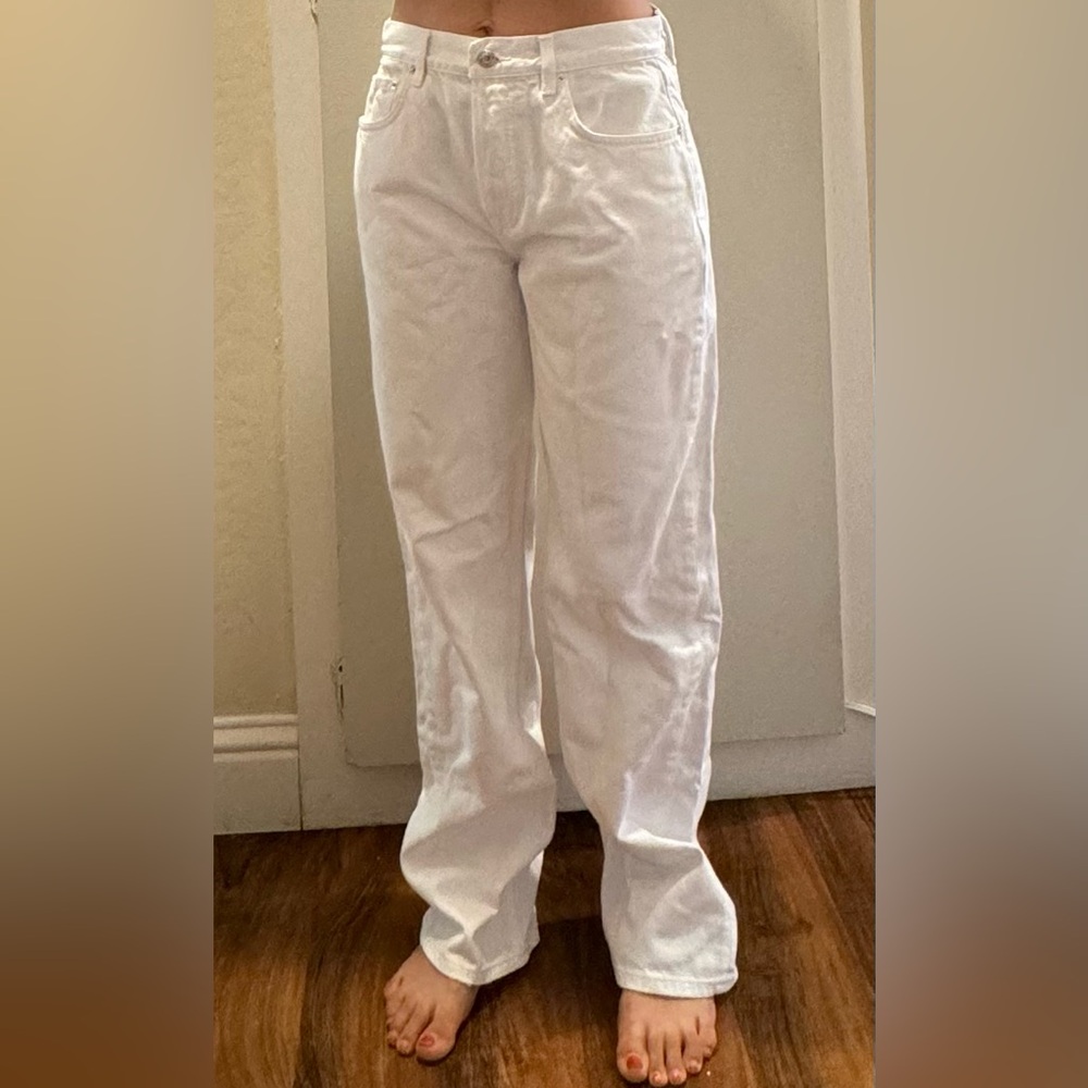 GRLFRND The Bella Low Rise Boyfriend white jeans, size 26